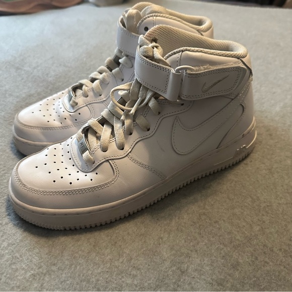 Nike Men’s Air Force 1 High '07 white size 8.5 - Picture 3 of 6